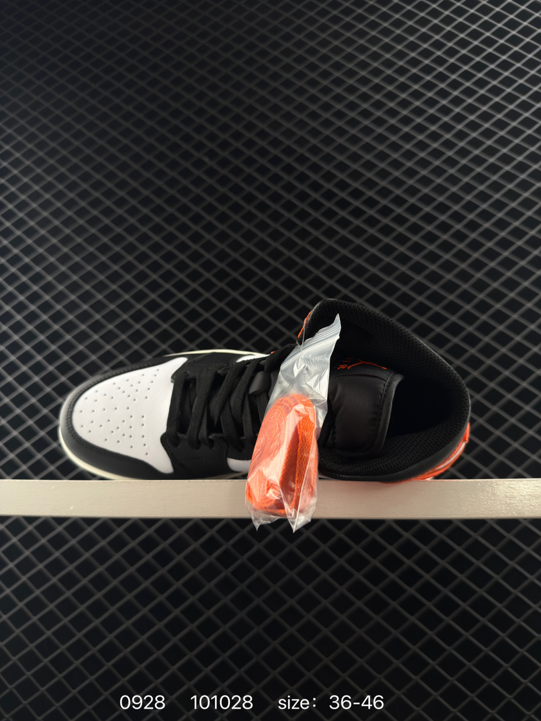 Air Jordan 1 Mid AJ1